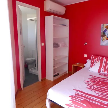 De 2 Chambres A Ajaccio A 500 M De La Avec Vue Sur La Terrasse Amenagee Et Wifi Apartmán *